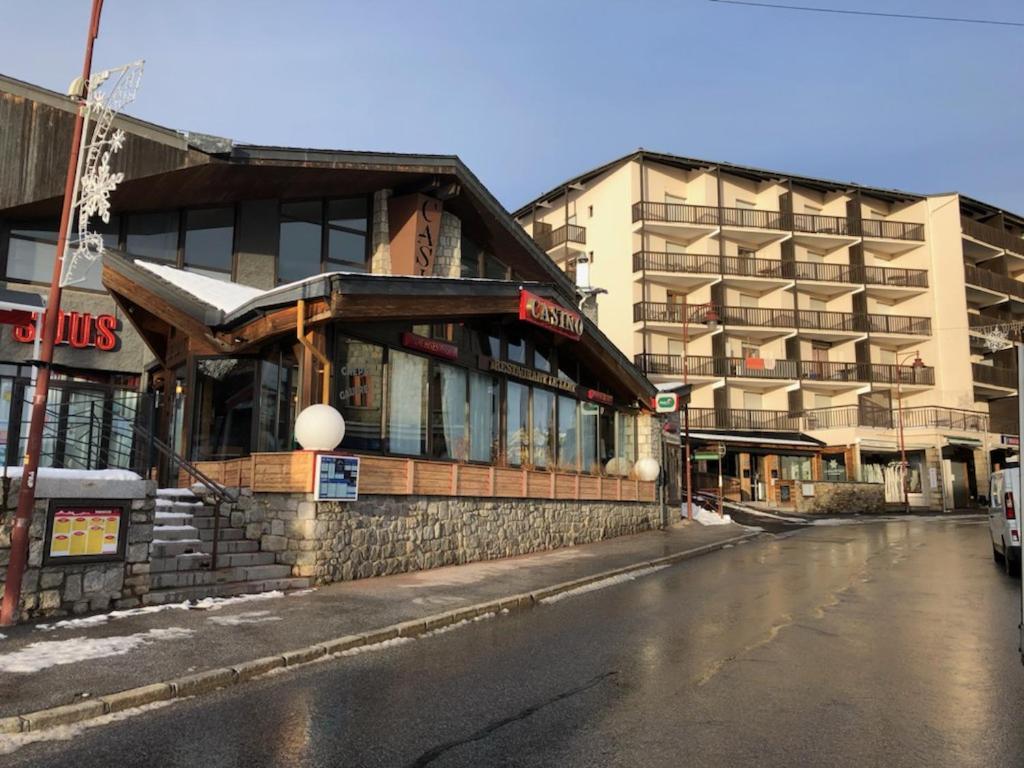 Apt Cosy, 4 Pers, Plein Centre Ville, Parking Offert Font-Romeu-Odeillo-Via Екстериор снимка